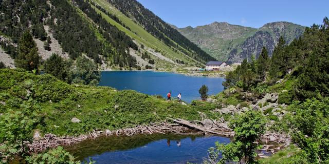 Balade sur les berges du lac de Gaube