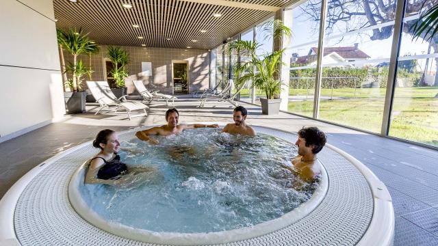 Jaccuzzi au centre aquatique de Lourdes