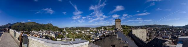 Le château fort de Lourdes, vue panoramique sur la ville