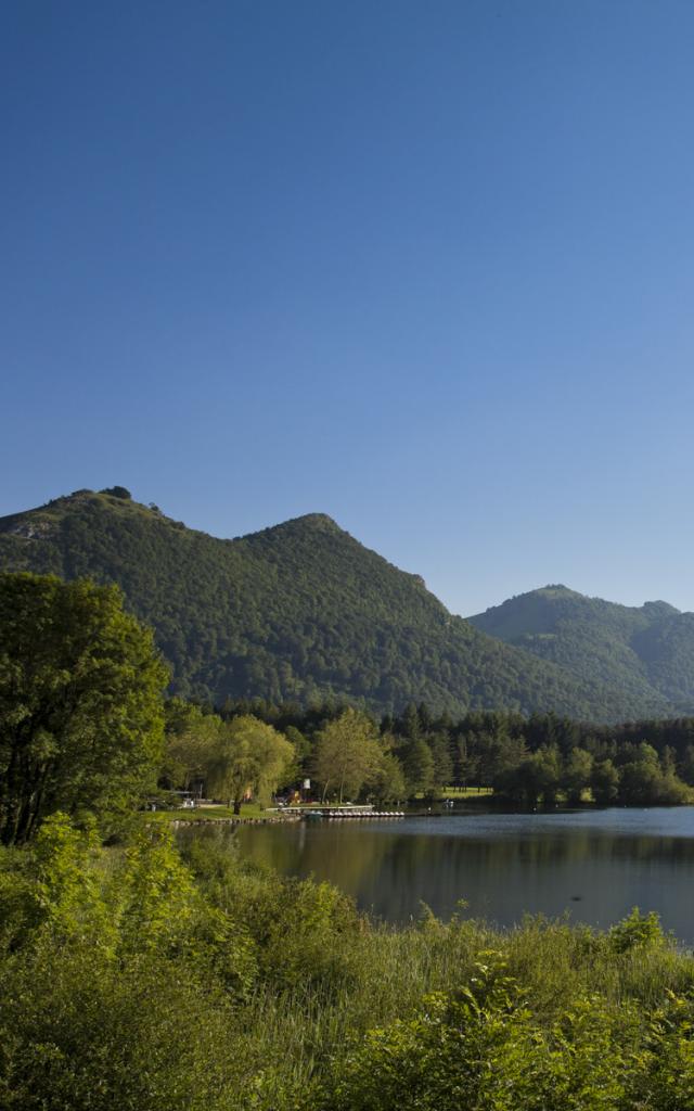 Vue sur le lac de Lourdes