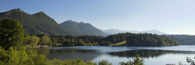 Vue sur le lac de Lourdes