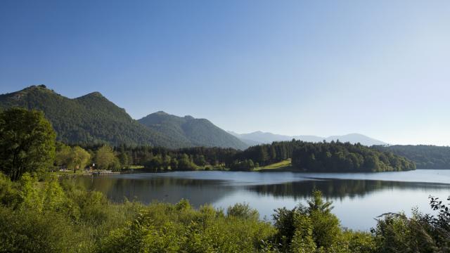 Vue sur le lac de Lourdes