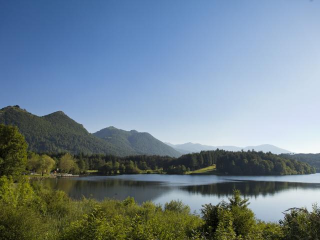 Vue sur le lac de Lourdes