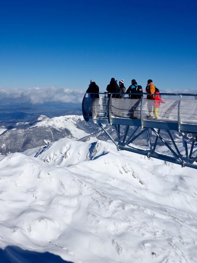 Ponton Dans Le Ciel en hiver