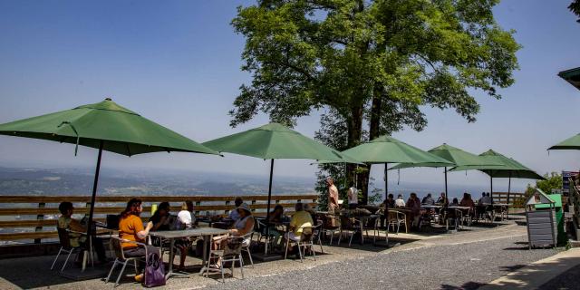 La terrasse du Pic du Jer