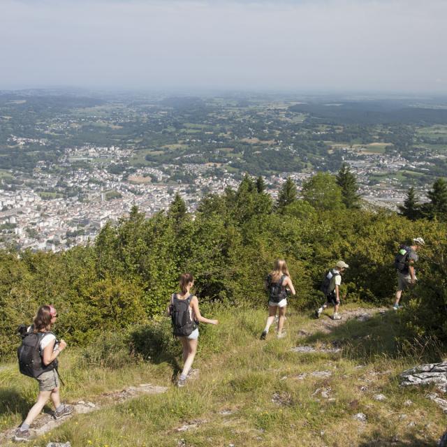 Randonneurs au Pic Du Jer