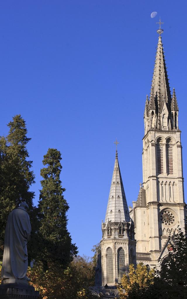 Les 4 saisons au Sanctuaire. La basilique de l'Immaculée Conception