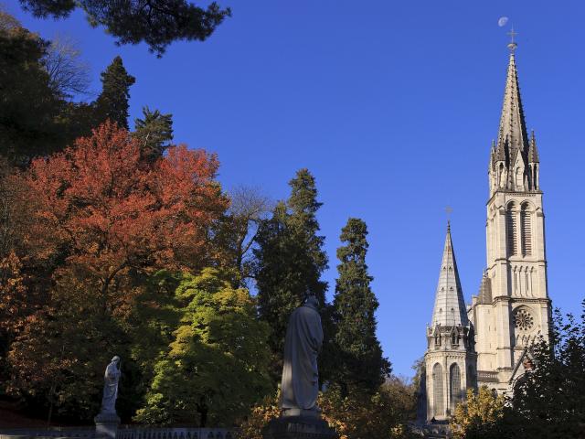 Les 4 saisons au Sanctuaire. La basilique de l'Immaculée Conception