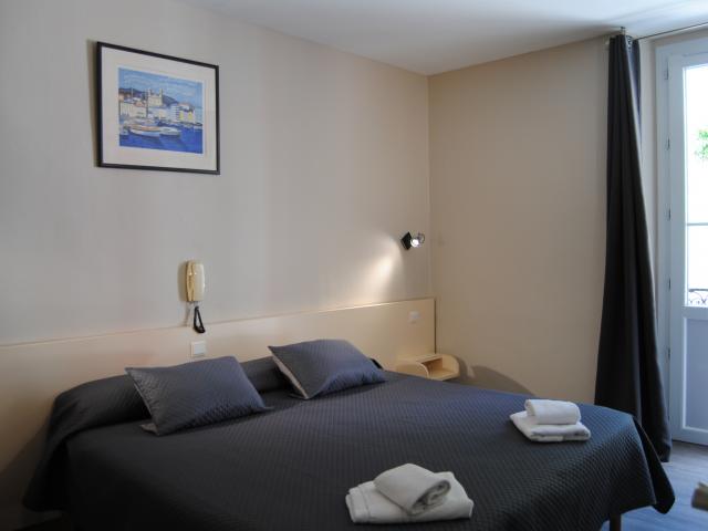 Lourdes Hotel Acropolis 7 2