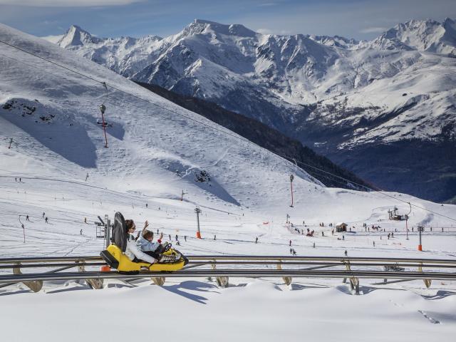 Mountain luge en hiver