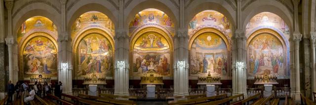 Chapelles de la Basilique Notre Dame du Rosaire à Lourdes