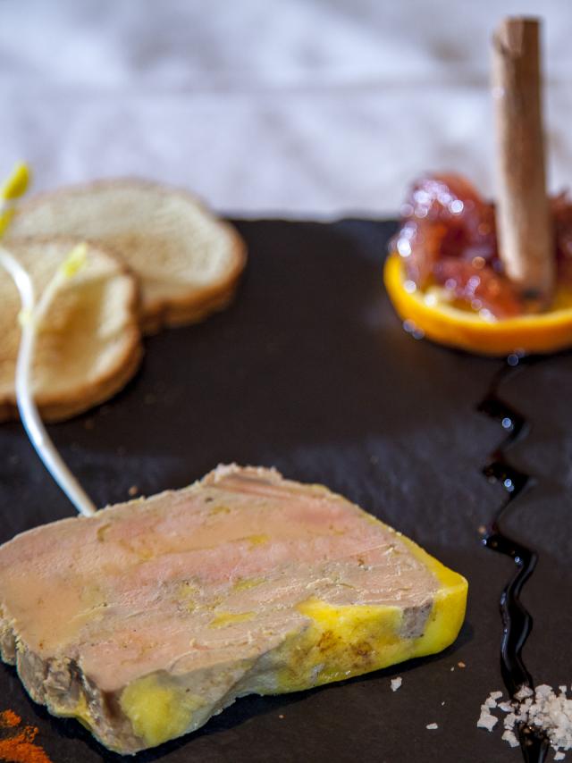 Assiette foie gras restaurant à Lourdes