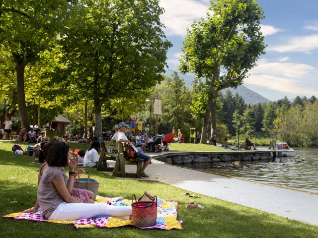 Pique nique au lac de Lourdes