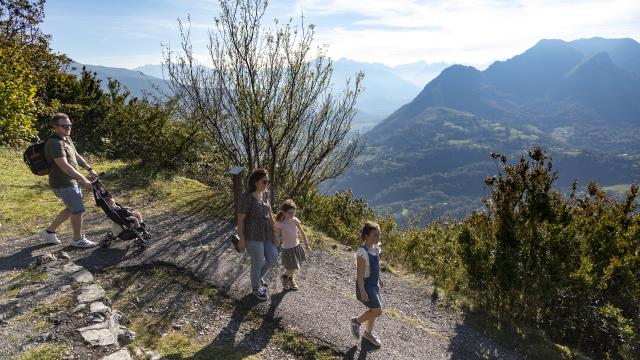 Balade facile en famille au pic du Jer