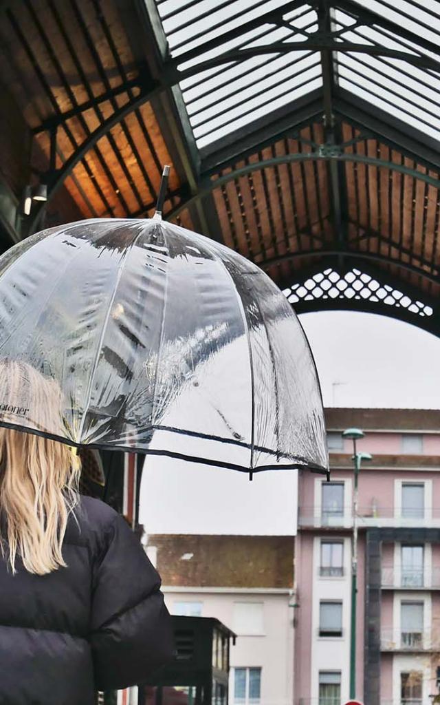 Lourdes sous la pluie