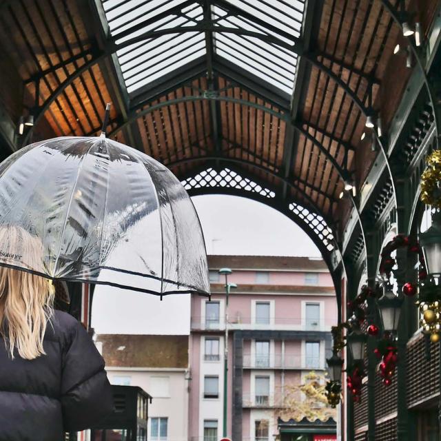 Lourdes sous la pluie