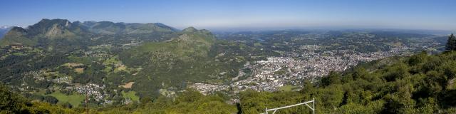 Vue su Lourdes depuis le Pic du Jer