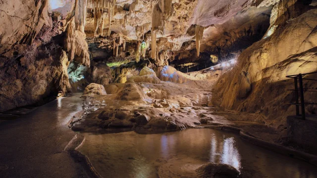 Salle Des Lustres Bas Grottes De Betharram 2023